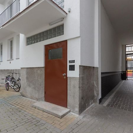 Miodowa Apartment Krasinski Garden Warsaw By Noclegi Renters Eksteriør billede